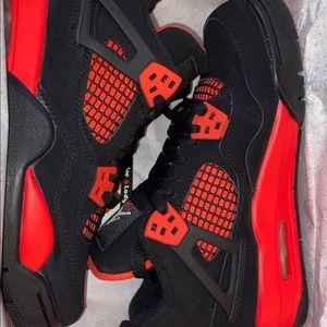 Jordan 4